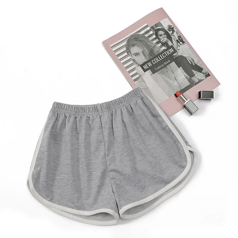 Move Lite Shorts / Elastic Shorts for Women